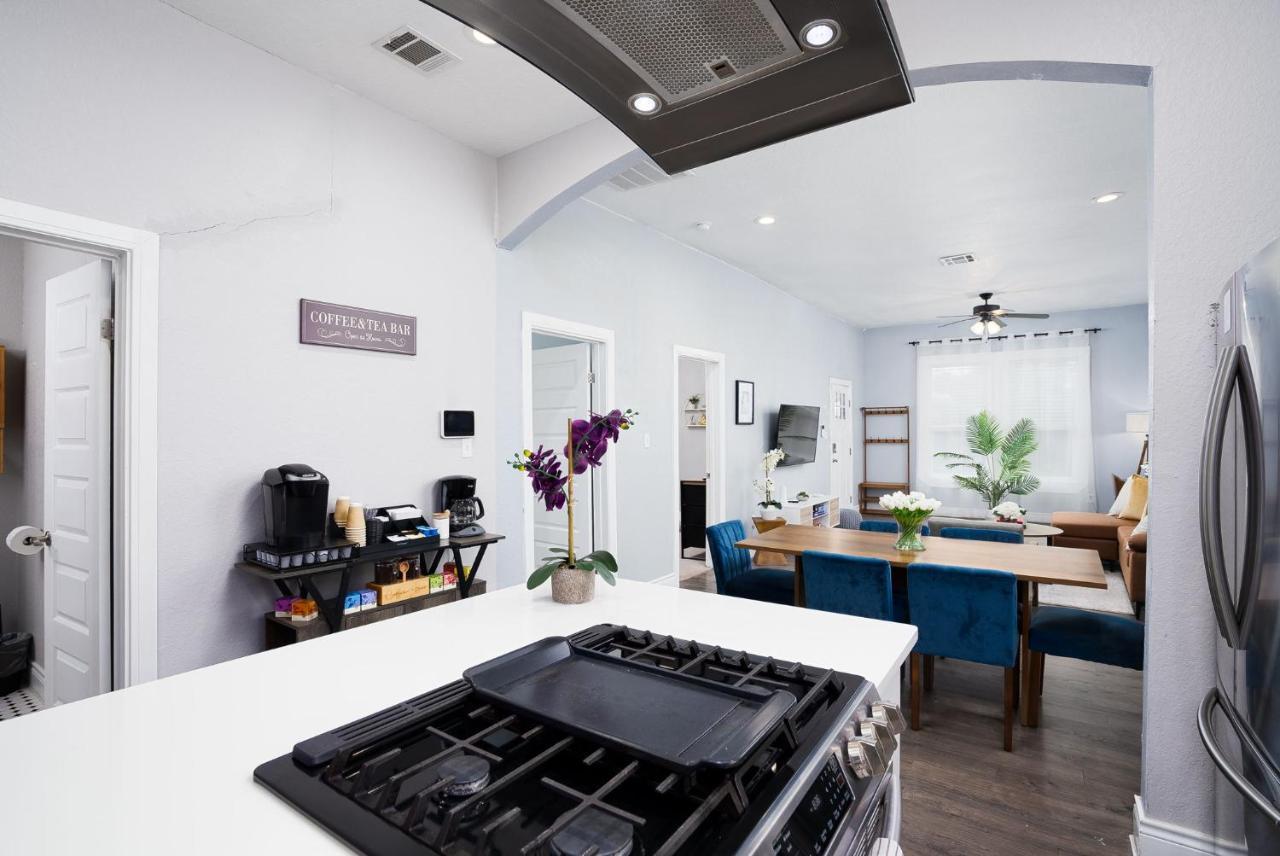 Modern 3 Bed, 2 Bath Home Minutes To Downtown & Alamodome ซานอันโตนิโอ ภายนอก รูปภาพ