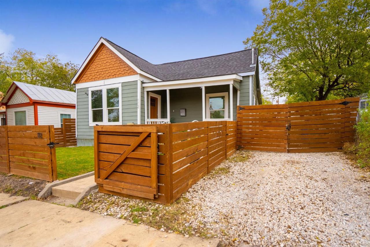 Modern 3 Bed, 2 Bath Home Minutes To Downtown & Alamodome ซานอันโตนิโอ ภายนอก รูปภาพ