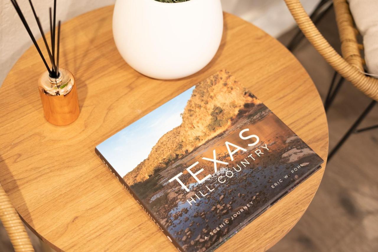Modern 3 Bed, 2 Bath Home Minutes To Downtown & Alamodome ซานอันโตนิโอ ภายนอก รูปภาพ