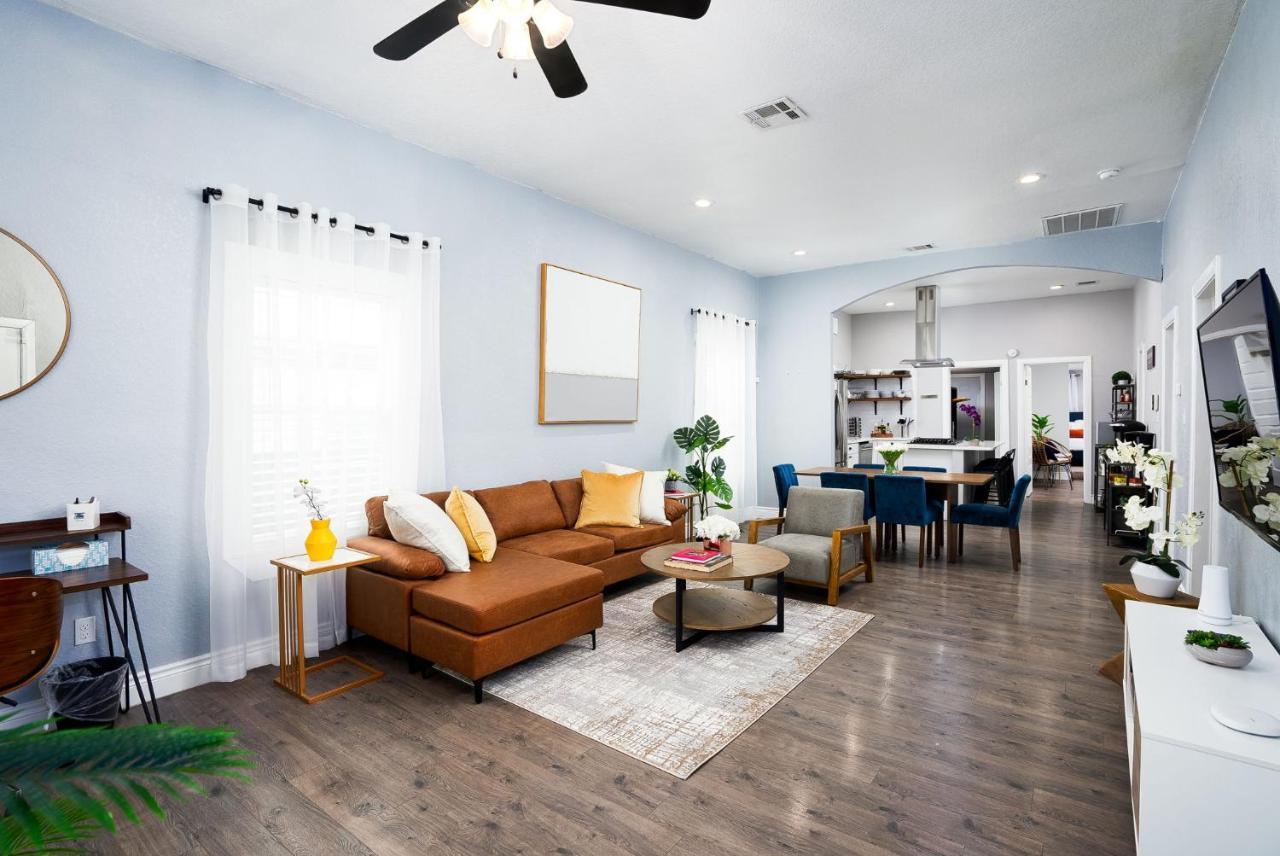 Modern 3 Bed, 2 Bath Home Minutes To Downtown & Alamodome ซานอันโตนิโอ ภายนอก รูปภาพ